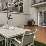 Spaces Terrace Apartment- 1 Bedroom, 1bathroom, Huge Terrace 아파트 시체스